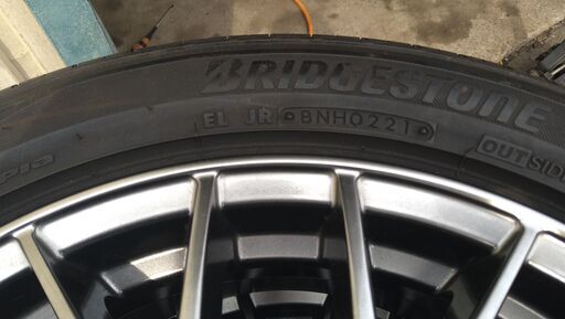 225/50R17　REGUNO　ＧＲ-XⅡアルミ付き