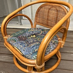 籐製　座椅子の画像