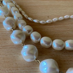 Rouge vif 3連合成パールネックレス ホワイトの画像