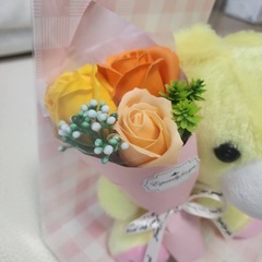 ソープフラワーくまのぬいぐるみセットの画像