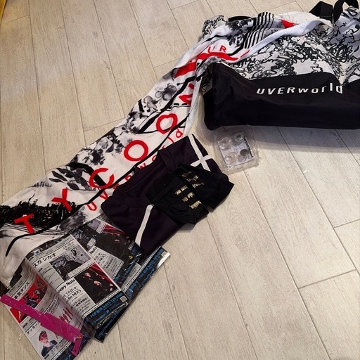 UVERworldグッズ