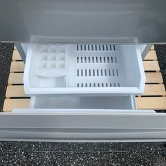 🔶AQUA ノンフロン冷凍冷蔵庫 AQR-13J（2020年製）の画像