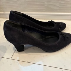 新品未使用リーガルパンプスの画像