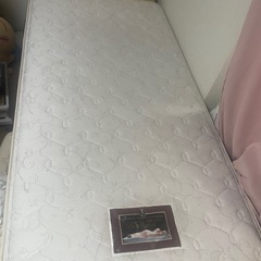 [配送可] ベッドフレーム　シモンズマットレス　の画像