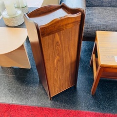 カリモク　コロニアル　スリッパラック　5段　花台　飾り棚の画像