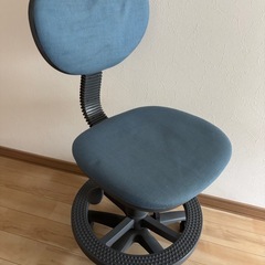 回転チェア　学習椅子の画像