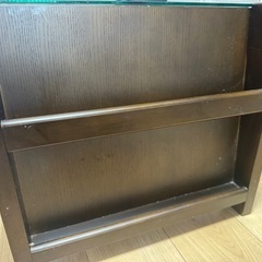 ガラステーブルの画像