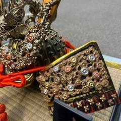 高級 五月人形 大将軍星兜 三渡作 鉄製 兜 金色の画像