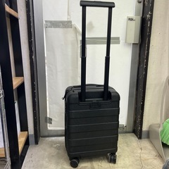 【 美品 】 無印 バーを自由に調節できる ハードキャリーケースの画像