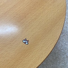 丸テーブルの画像