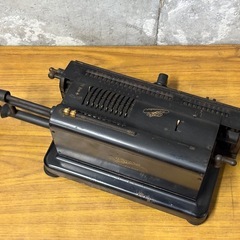 昭和レトロ アンティーク タイガー/Tiger　 手回し計算機 　機械式計算機　Vintage　 当時物　　0331-07の画像