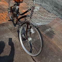 【美品】26インチ シティサイクル 6段変速 オートライト ブラウン 前カゴ付 通勤通学 即乗りOK埼玉県の画像