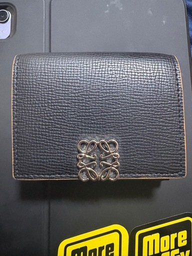 ロエベ 折り財布