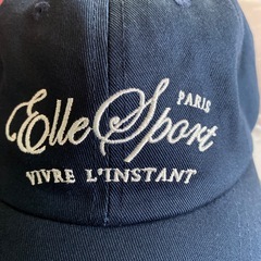 ELLE SPORTS レディース　キャップ　ネイビー新品の画像