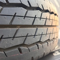 ハイエース　純正スチールホイールタイヤ　4本セット　の画像