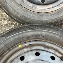 ノーマルタイヤ　13インチ　の画像