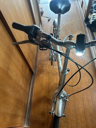 6段変速
折りたたみ自転車　20インチ中古美品