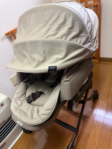 combiハイローチェア、バウンサー美品