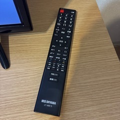 取引完了 【美品】ハイビジョン液晶テレビ　IRIS OHYAMAの画像