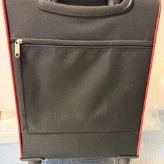 【当日受け取り可能！】キャリーバッグ 2泊3日 黒赤の画像