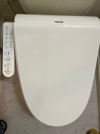 美品　シャワートイレ