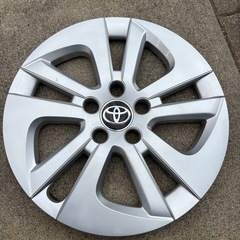 50プリウス ホイールキャップ　15インチの画像