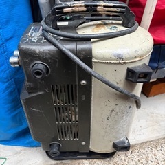 マキタ Makita エアコンプレッサ AC7001 60Hz 100V 中古品の画像