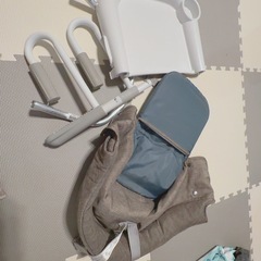 ベビーチェア　イングリッシーナ　ファスト　 ブルーレーベル　サンド　テーブル付きの画像