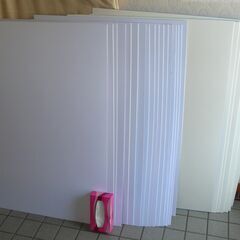 無料配達します🚚厚紙・ボードが大量に必要の方！💖マーメイドボード💖バックボード💖ボール紙💖カラーボード💖の画像