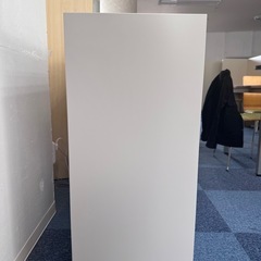 書類整理庫 コクヨ　オープントレータイプ B4縦型 3列18段の画像