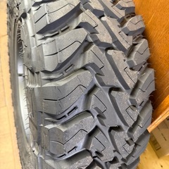 タイヤ　ホイル　　ランクルの画像