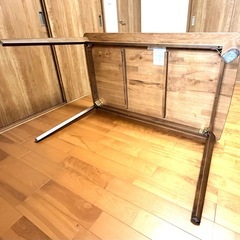 ニトリ ダイニングテーブルの画像