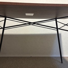 ダイニングテーブルの画像