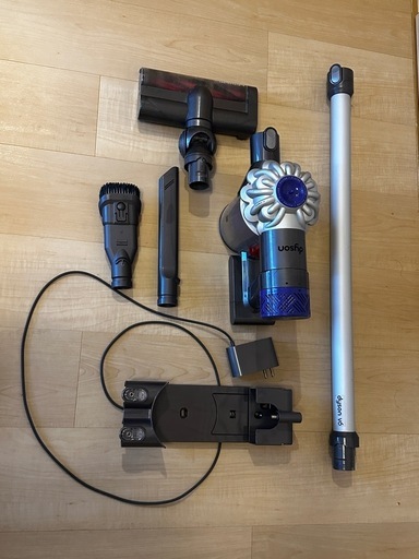 Dyson V6 コードレススティッククリーナー 本体
