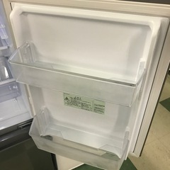 ジャングルジャングル貝塚店　冷蔵庫　アクア　2021年製　グレー　灰色　2ドア　右開き　126L  耐熱トップテーブル　低温フリーケース　間冷式　ファン式　コンパクト　中古　貝塚市　二色浜の画像