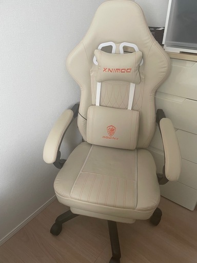 【美品】ゲーミングチェア 白 フットレストあり  　
