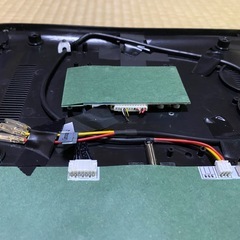 フリップダウンモニター10インチの画像