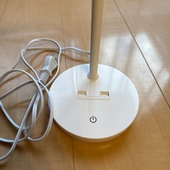 決まりました！新品　ニトリ　デスクライトの画像