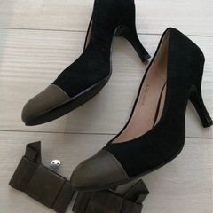 J.D.yang　スエードパンプスの画像