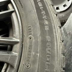 スタッドレスタイヤ　アルファードの画像