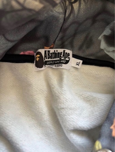 A BATHING APE フローラルカモ パーカほぼ未使用