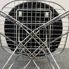 【美品/4月30日迄】イームズ ワイヤーチェア DKR リプロダクト（黒シートパッド付）名古屋市中区の画像
