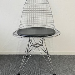 【美品/4月30日迄】イームズ ワイヤーチェア DKR リプロダクト（黒シートパッド付）名古屋市中区の画像