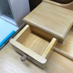 ジャングルジャングル貝塚店　ドレッサー　フランスベッド　木　木目　茶色　ライトブラウン　引き出し　鏡　椅シンプル　オシャレ　中古　貝塚市　二色浜の画像