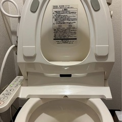 トイレ便座　TOSHIBA SCS-T160の画像