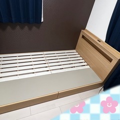 ニトリのベッドフレーム(SD)の画像