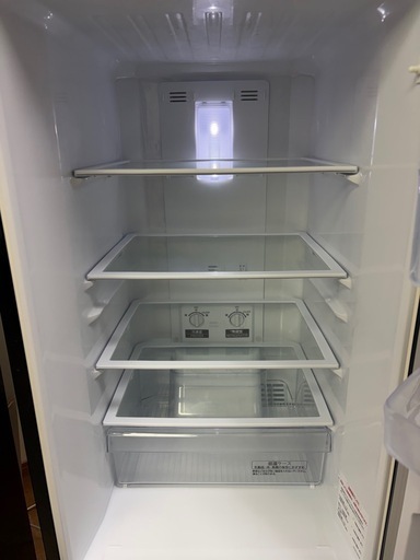 R18 大きめ2ドア!! MITSUBISHI 2019年 168L MR-P17E-B  右開き