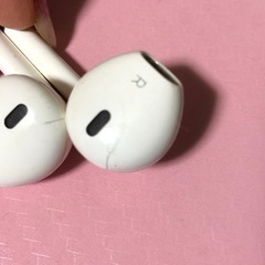 iPhone ライトニング端子イヤホンの画像