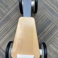 ボーネルンド　bajocycle 木の四輪バイクの画像