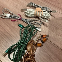 ケーブル類の画像